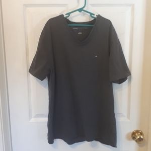TOMMY HILFIGER V NECK TEE